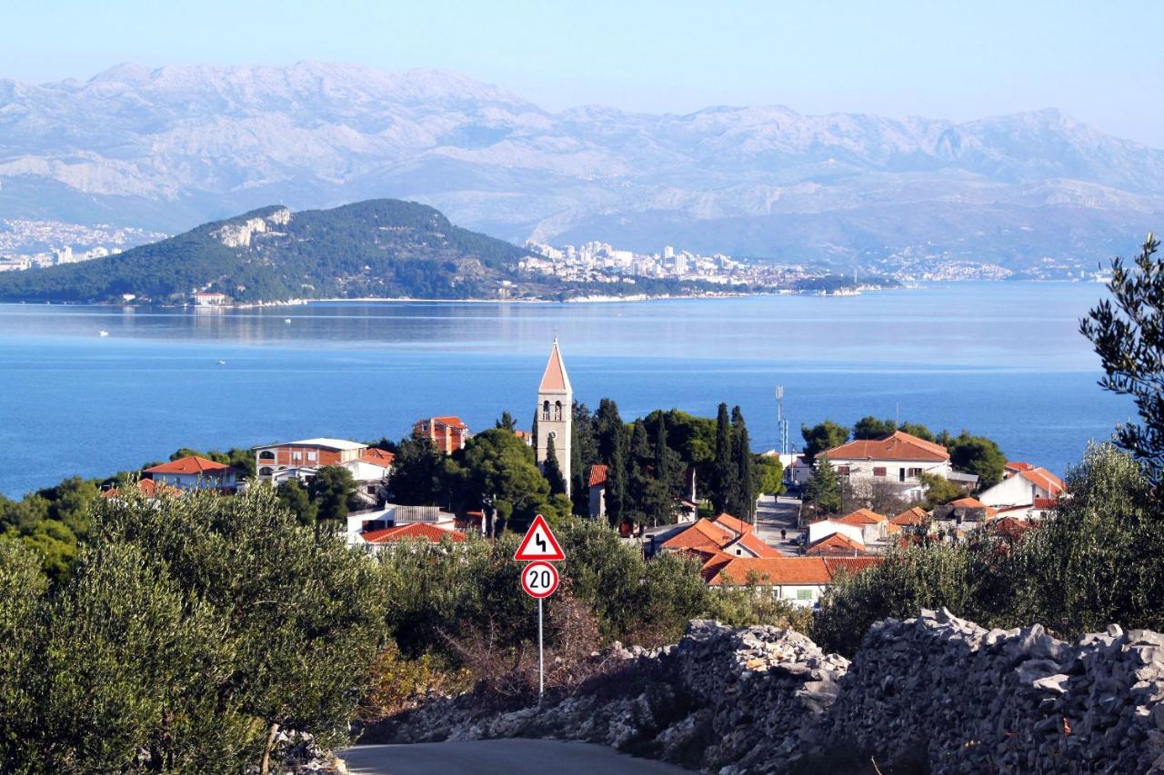 Apartments By The Sea Slatine, Ciovo - 16131 Экстерьер фото