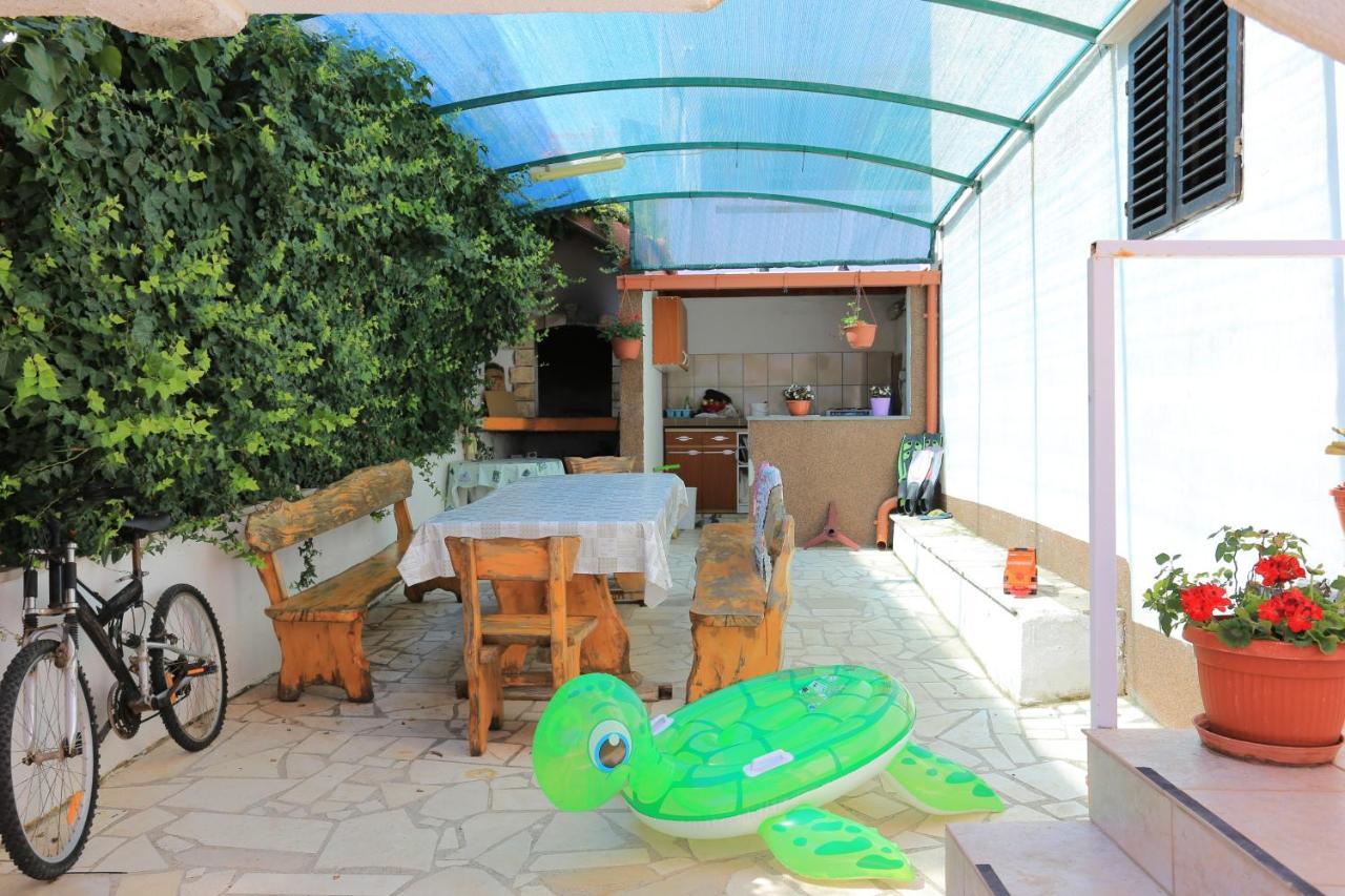 Apartments By The Sea Slatine, Ciovo - 16131 Экстерьер фото